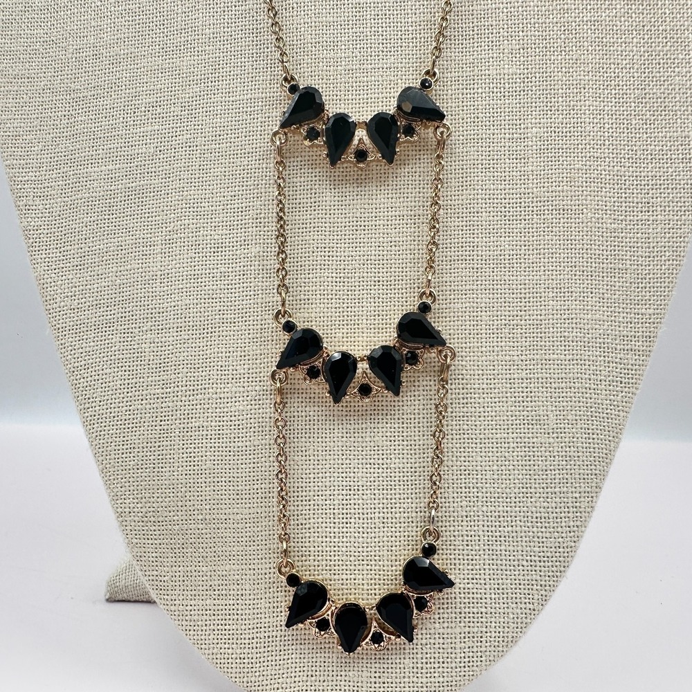 Vintage Y2K Spring Street Gold Tone Black Teardrop Stone Tiered Necklace Jewelry